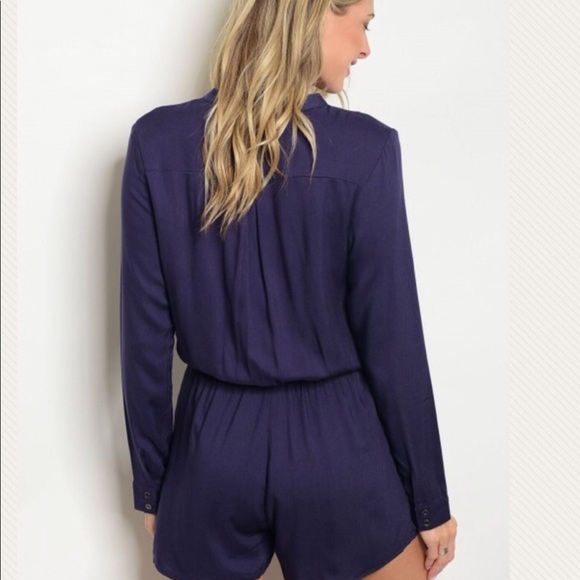 Last one Navy blue romper - Picture 4 of 4